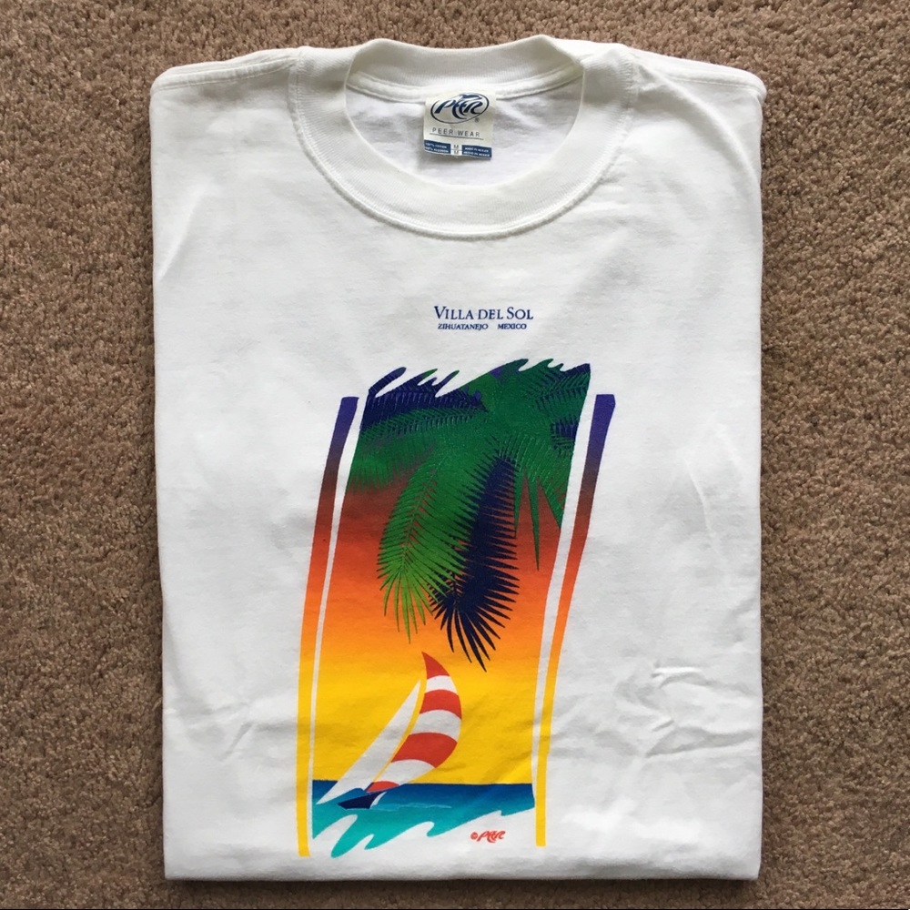 Mom on Vacation Vintage Villa del Sol T-shirt